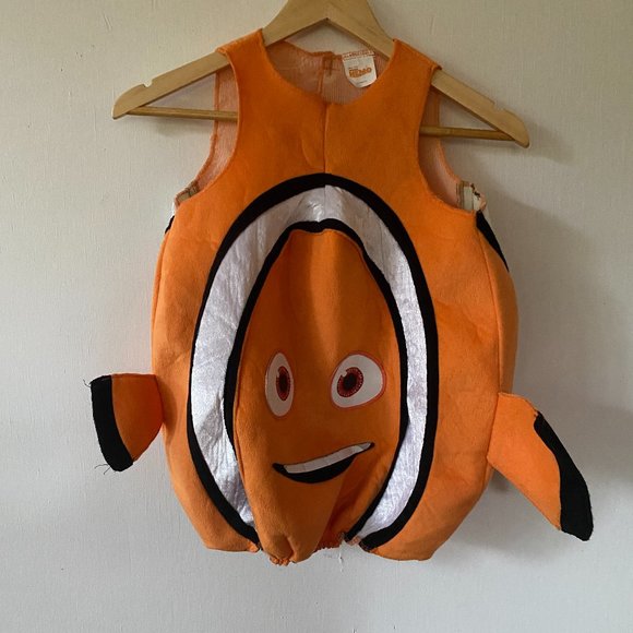 Disney Finding Nemo Costume Nemo Clownfish Removable Fin Halloween Size M ?